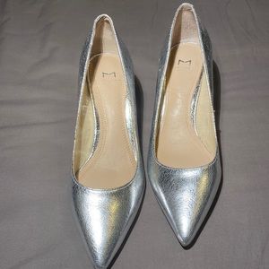 MARC FISHER LTD Silver Pump Glass Square 2 inch Heel Size 6.5